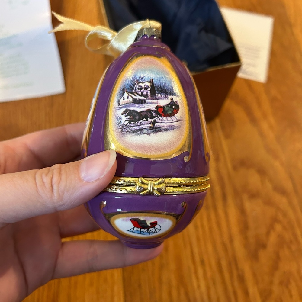 QVC Mr. Christmas Porcelain Musical Ornament Egg Music Box Gift Boxed
